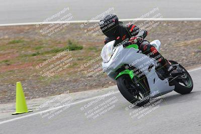 media/Mar-05-2023-TrackXperience (Sun) [[a95d40e56a]]/Group 1/session 2 turn 4/